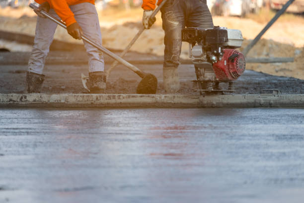Best Concrete Walkway Installation  in Linden, CA